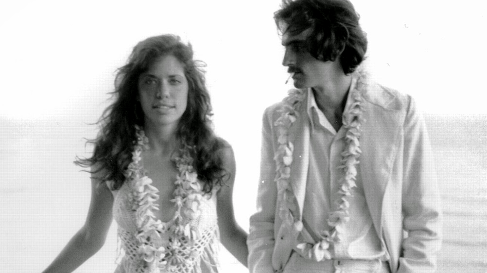 Carly Simon and James Taylor Tied the Knot This Week in Music History